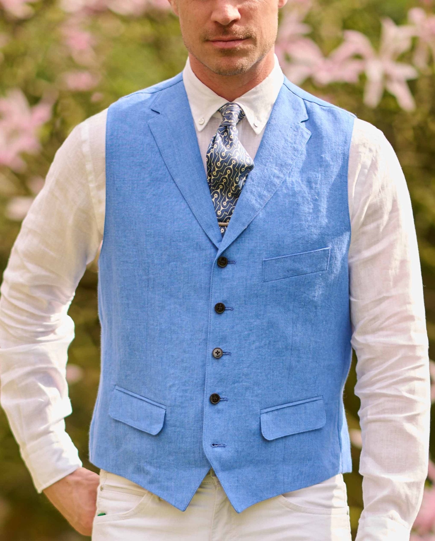 edle Herren Leinenweste ''Wales'' in royal blue - Wellington of Bilmore