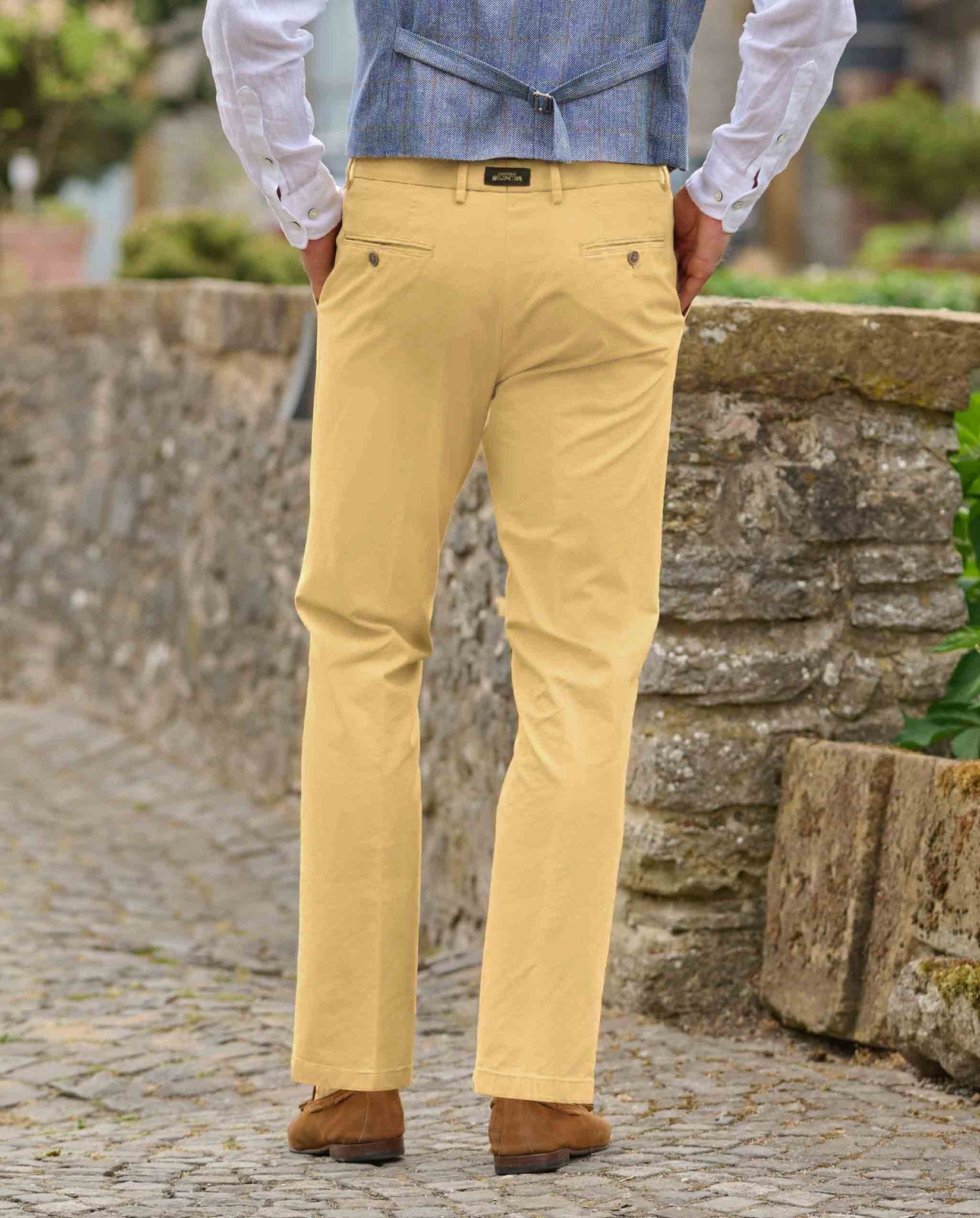 Feine Herren Chino ” Mr. Jones” in curry - Wellington of Bilmore