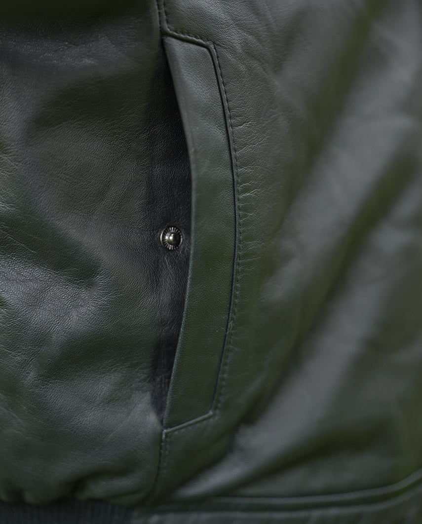Fliegerblouson ''Jamy'' in schwarz aus feinstem Lammnappa mit echtem Lammfellkragen - Wellington of Bilmore