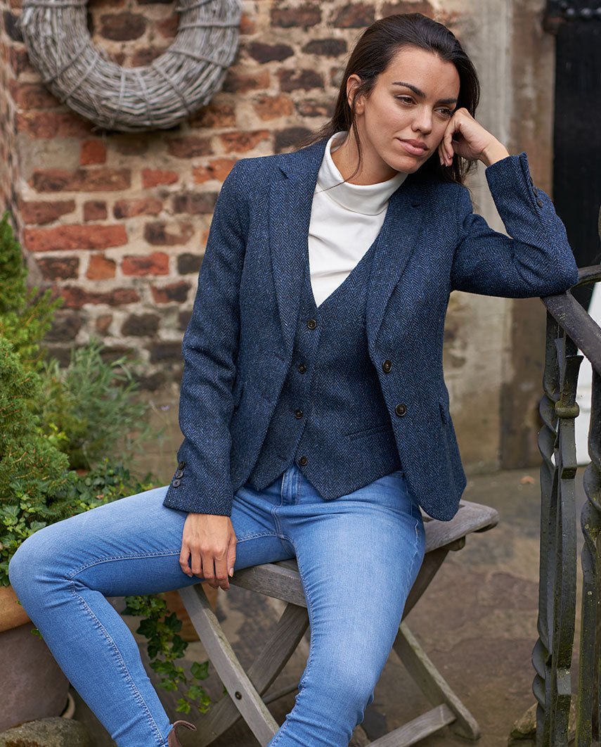 Harris Tweed Blazer ''Ami'' in blue herringbone - Wellington of Bilmore