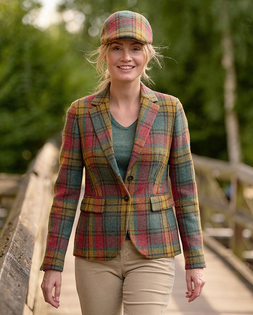 Harris Tweed Blazer ''Ami'' in colorful Tartan - Wellington of Bilmore