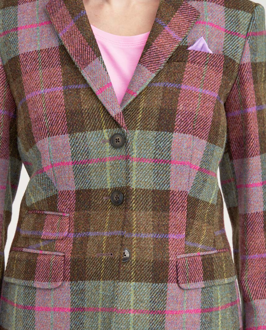 Harris Tweed Blazer ''Carola'' in Tartan Check - Wellington of Bilmore