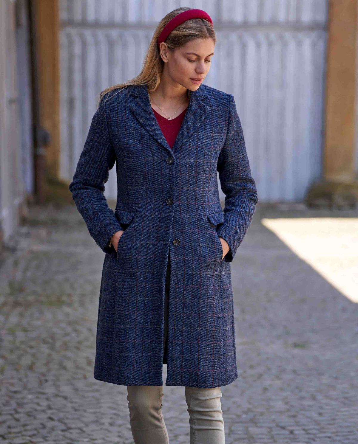 Harris Tweed Damenmantel '' Emilia'' in Scottish Blue - Wellington of Bilmore