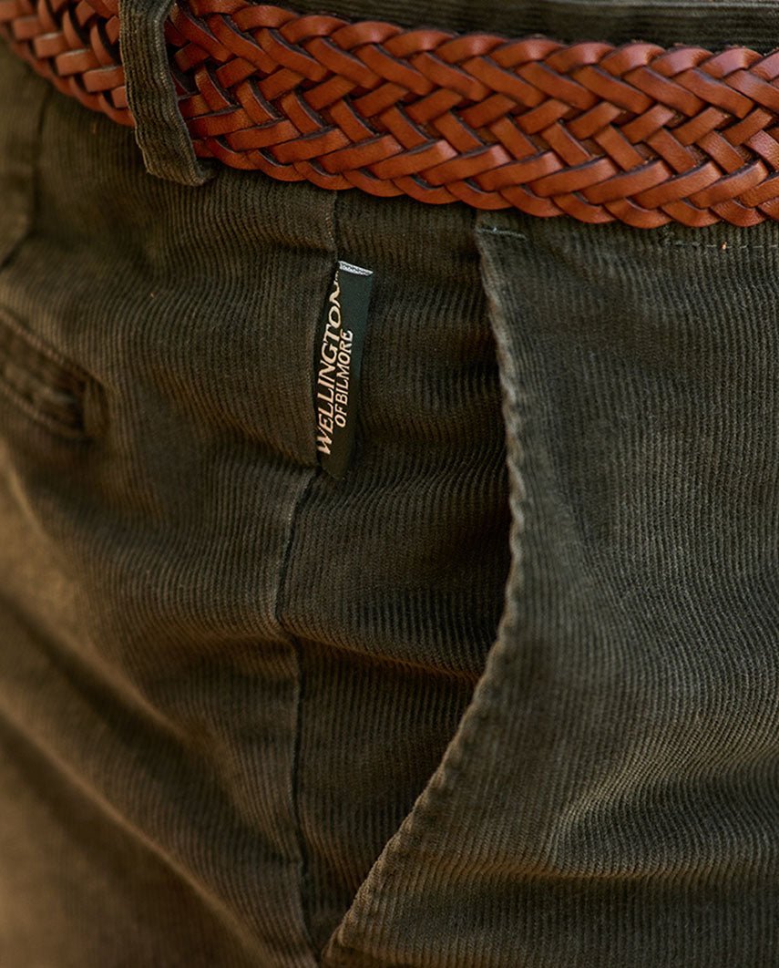 Herren Genua Cordhose ''Mr. Bradley'' in moss green - Wellington of Bilmore