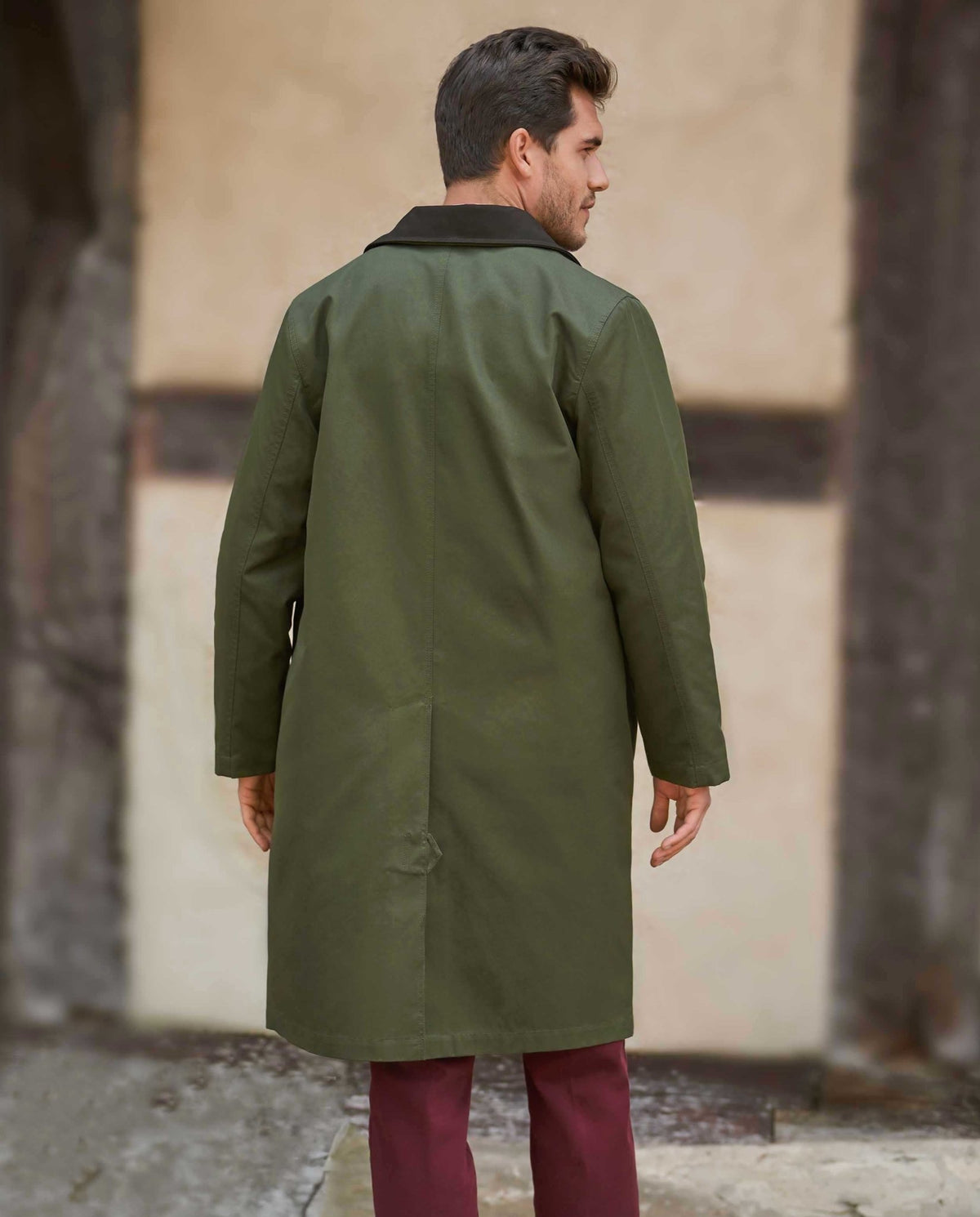 Herrenmantel ''Finchester all season'' in oliv mit heraustrennbarem Wollfutter - Wellington of Bilmore