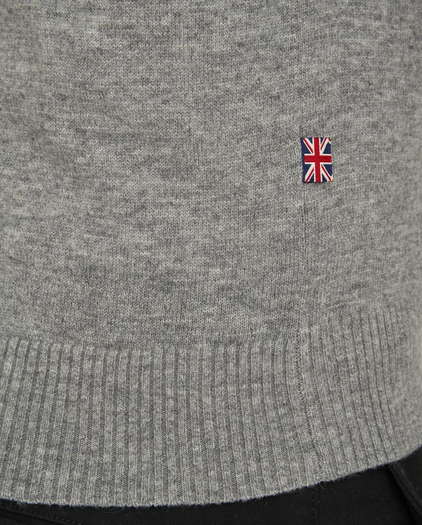 Merino-Lambswool Herrenpullover „Jordan“ in cloud grey – mit Harris-Tweed-Details - Wellington of Bilmore