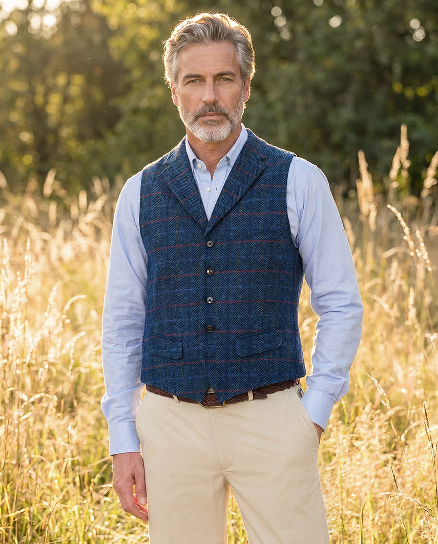 Harris Tweed Weste "Wales" in royal navy tweed