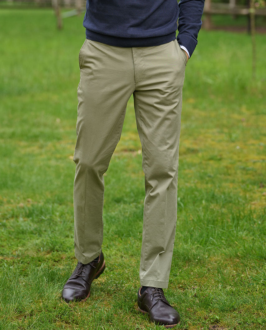 Fine Men's Chino "Mr. Jones" in Mud