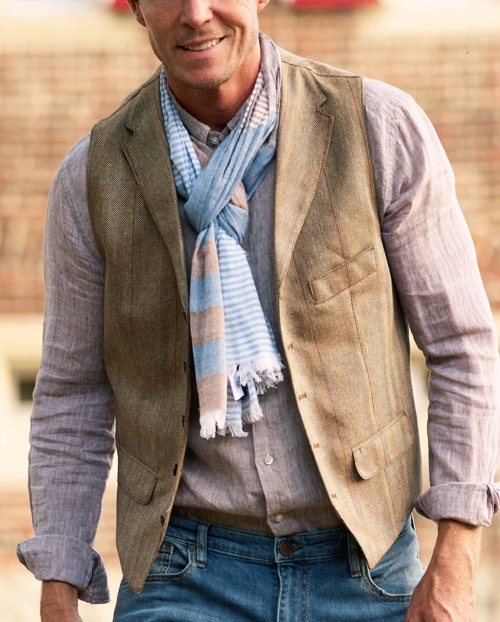 Summer vest "Wales" in brown silk herringbone with overcheck