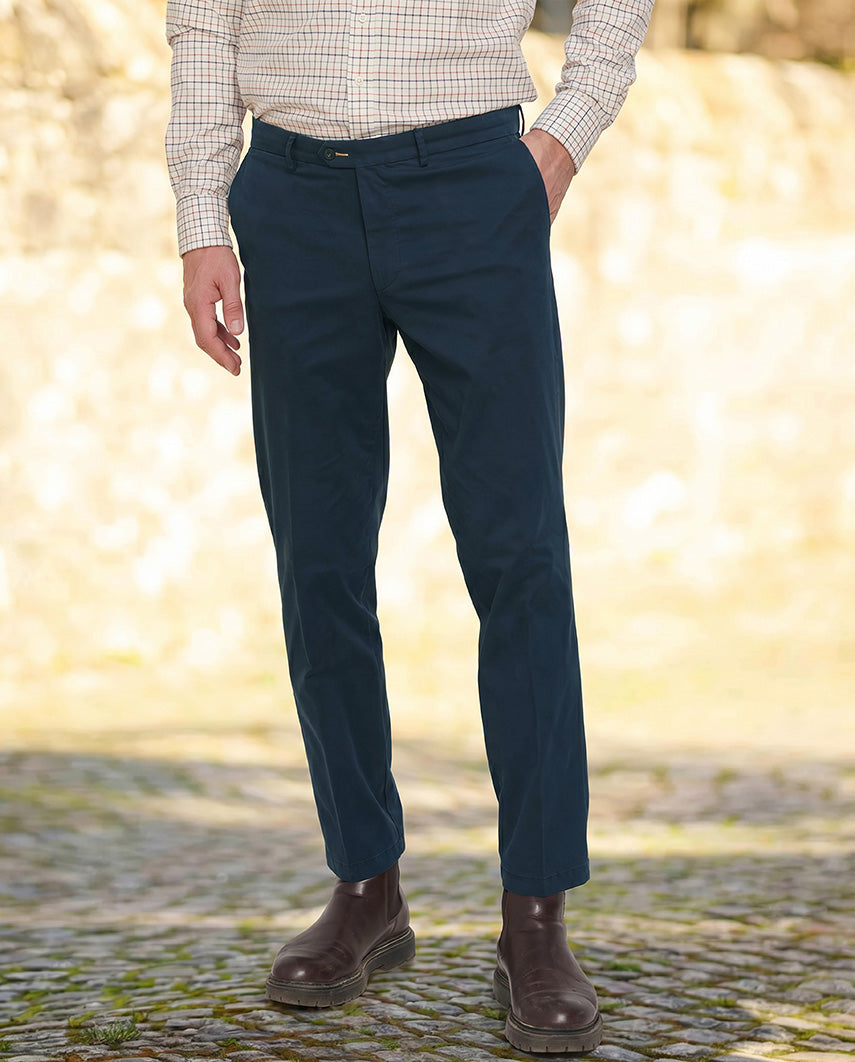 Herren-Winter-Chino ‘Mr. Jones’ in Blue – Premium Pima-Cotton