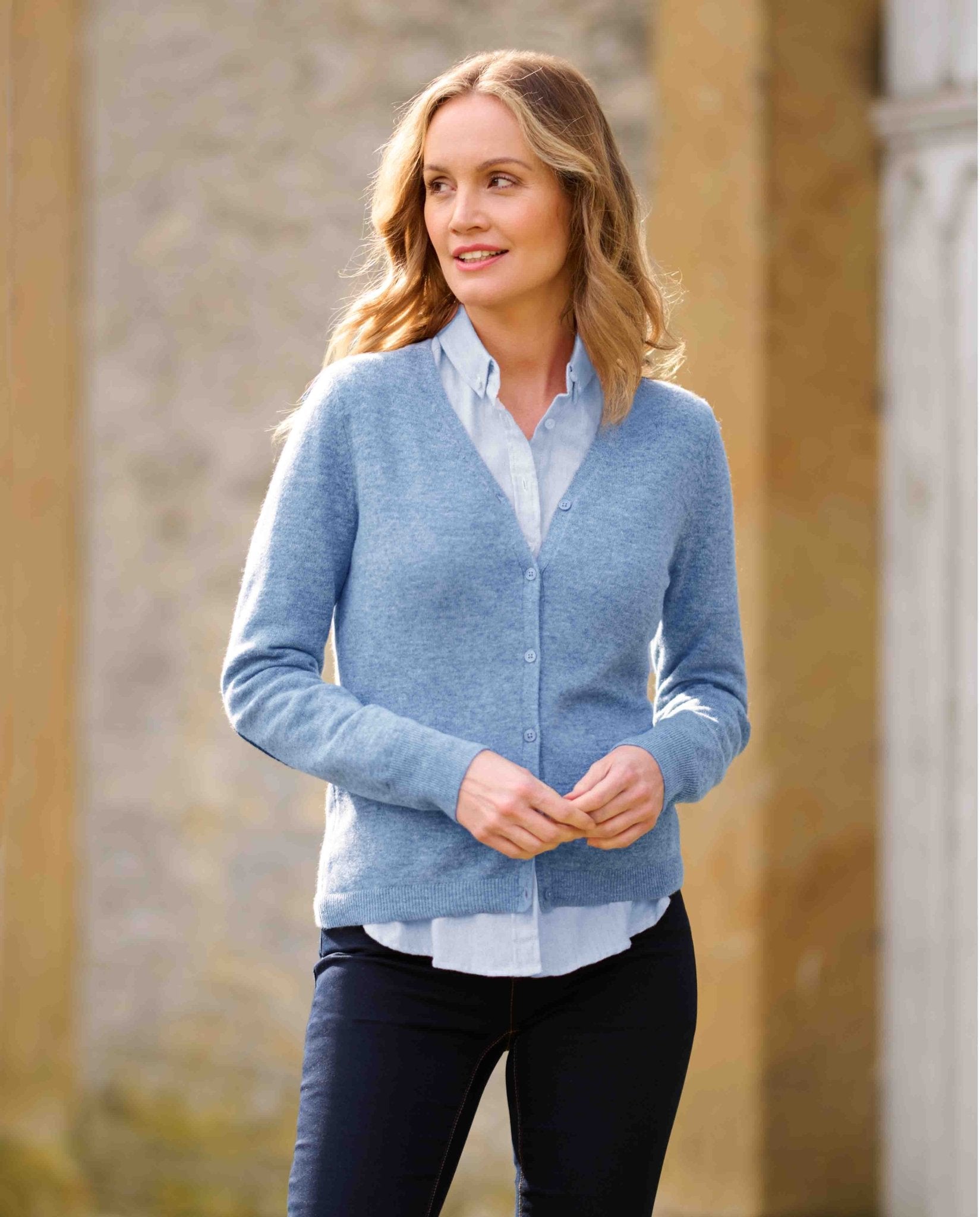 Damen Cardigan ''Mara'' in blue - Wellington of Bilmore