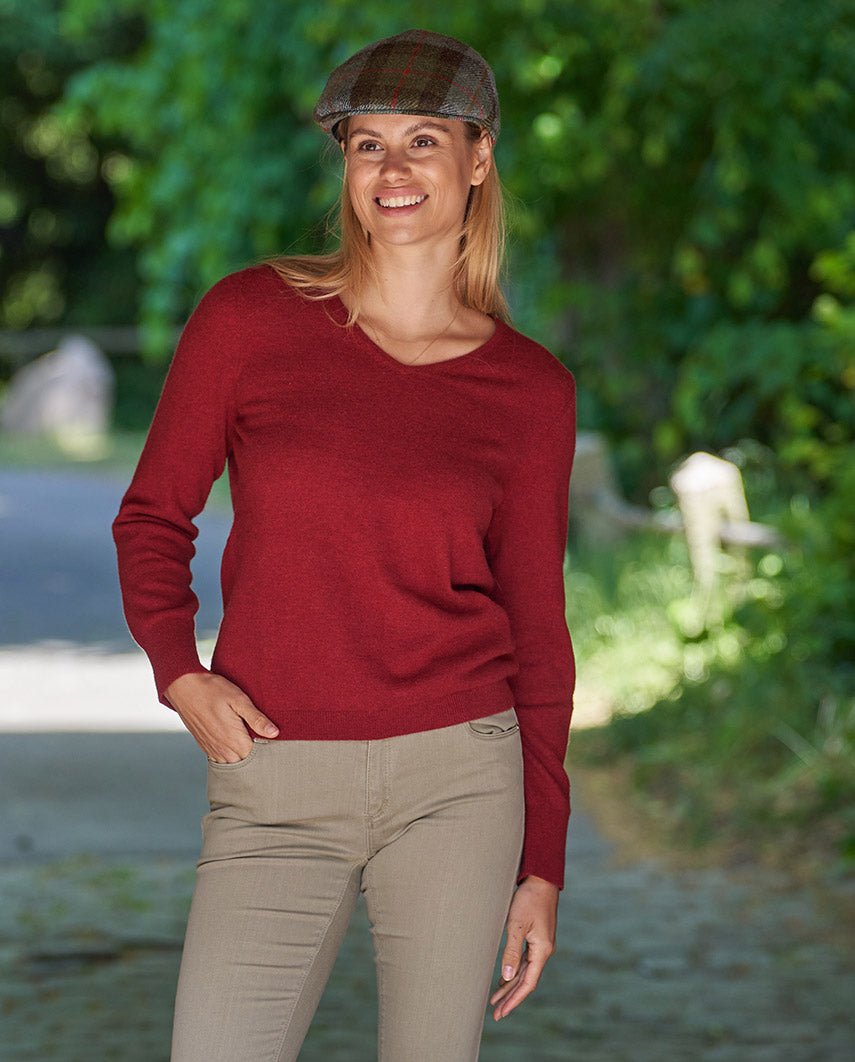 Damen Lambswool Pullover ''Mary'' in red dahlia - Wellington of Bilmore