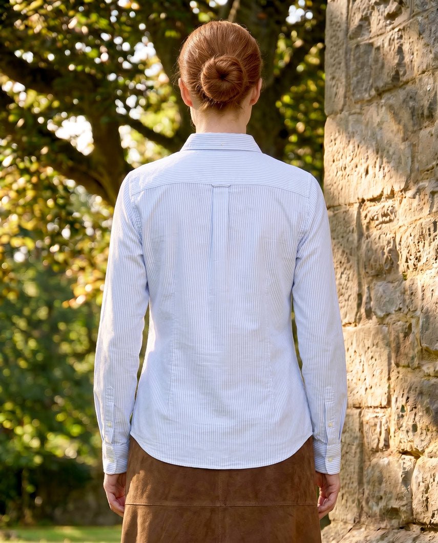 Damenbluse ''Stella'' im hellblauen Oxford Streifen - Wellington of Bilmore