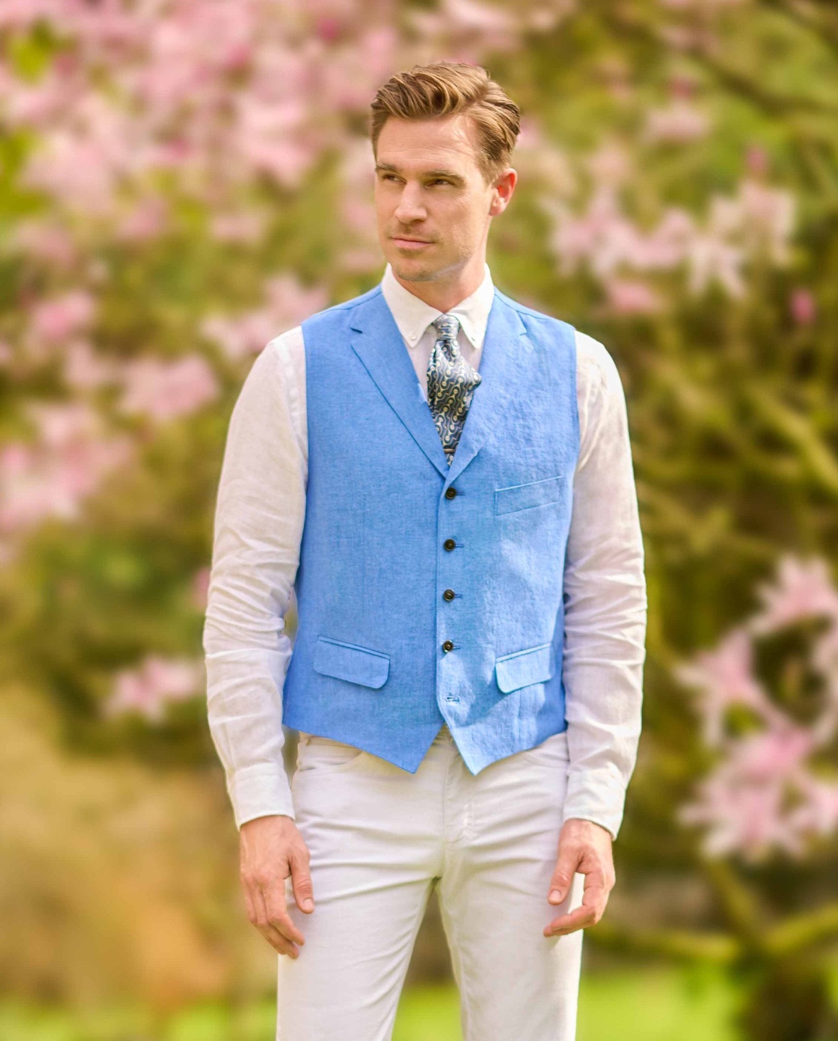 edle Herren Leinenweste ''Wales'' in royal blue - Wellington of Bilmore