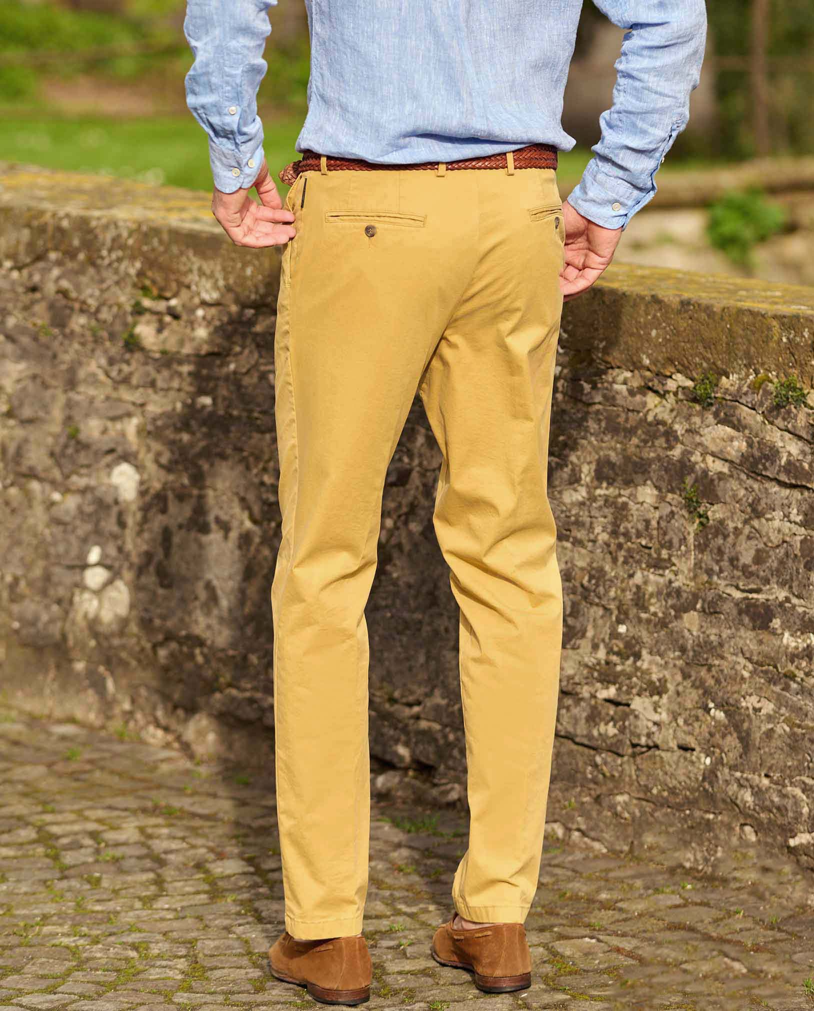 Feine Herren Chino ” Mr. Jones” in dark yellow - Wellington of Bilmore