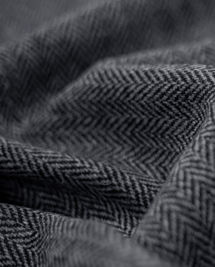 Harris Tweed Hose ''Mr. Miller " in anthra herringbone - Wellington of Bilmore