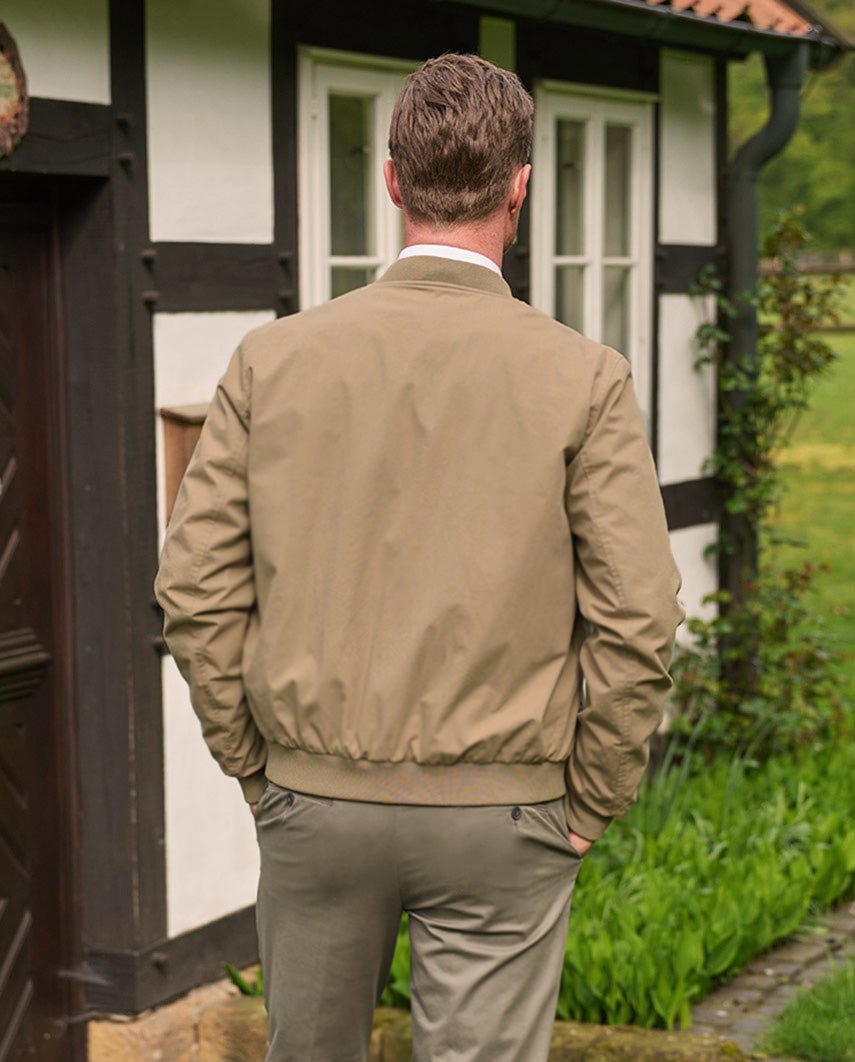 Herren Blouson ''English Lumber'' mit samtigen Griff in sand - Wellington of Bilmore