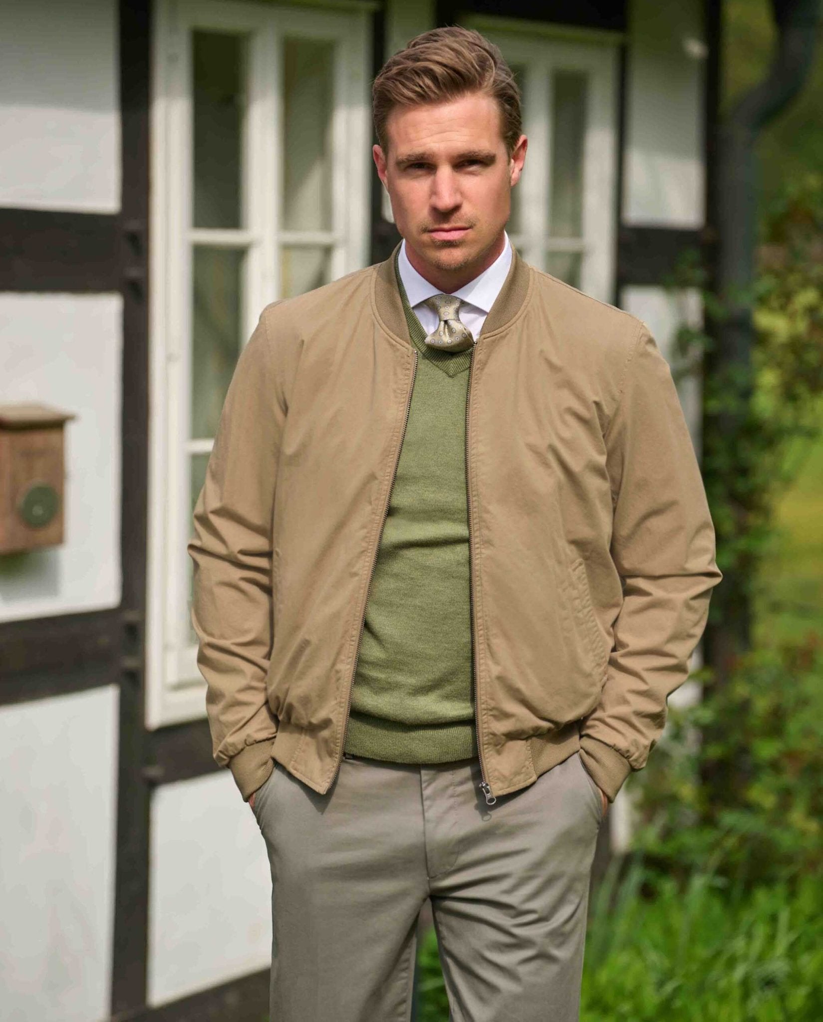Herren Blouson ''English Lumber'' mit samtigen Griff in sand - Wellington of Bilmore